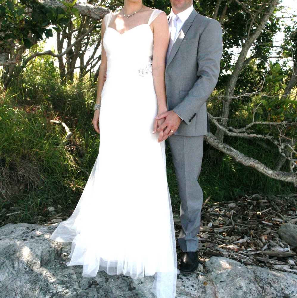 WHITE by Vera Wang Wedding Gown 4